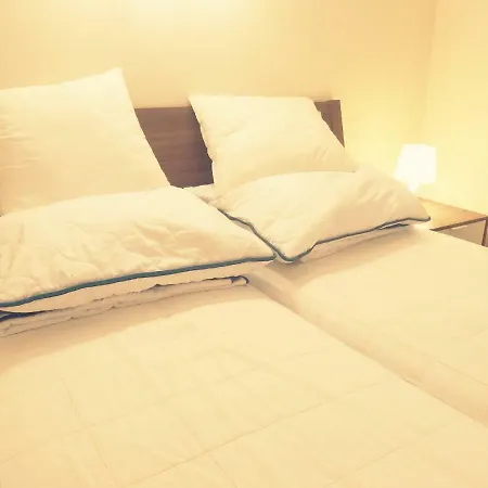 Apartament Jantar Z Ogrodkiem Apartmán