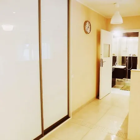 Apartmán Apartament Jantar Z Ogrodkiem
